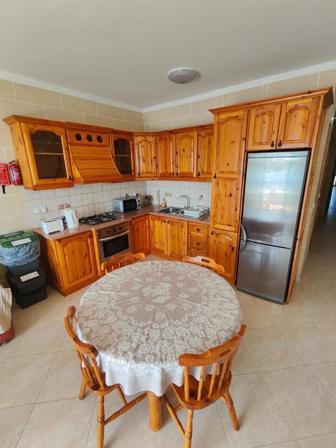Seaview Apartment Zebbug  Kültér fotó